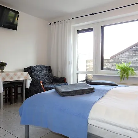Elizabeth - Goscinne Guest house