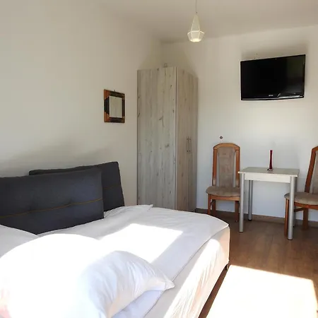 Elizabeth - Goscinne Guest house Leba